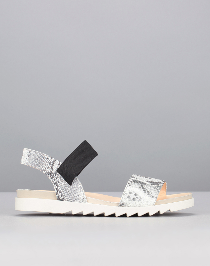 chaussures argentées