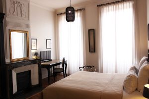 hotel-de-la-villeon