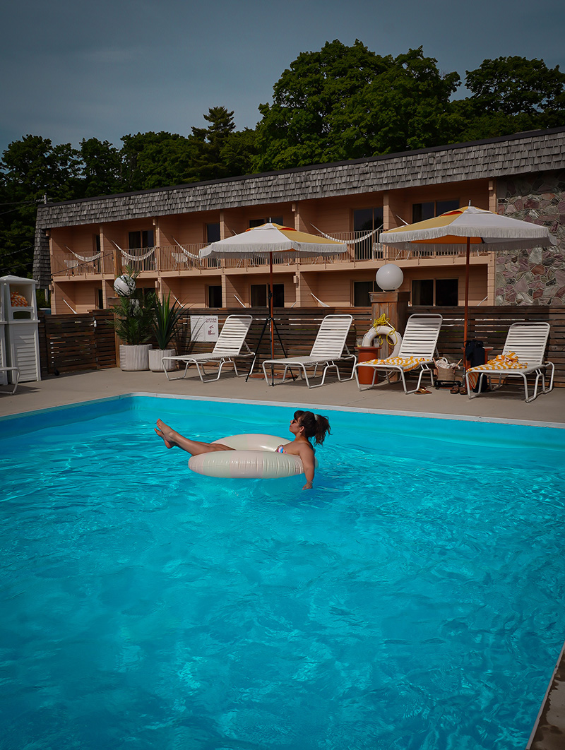 pool-hotel-sauble-beach