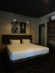 lit king size de la suite poolside a l hotel outpost ubud penestanan bali